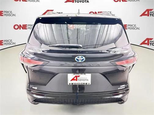2023 Toyota Sienna XSE 7 Passenger