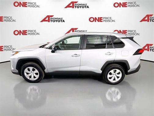 2024 Toyota RAV4 LE