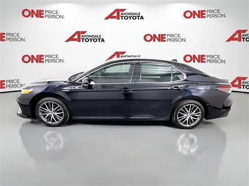 2021 Toyota Camry Hybrid XLE