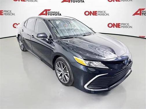 2021 Toyota Camry Hybrid XLE