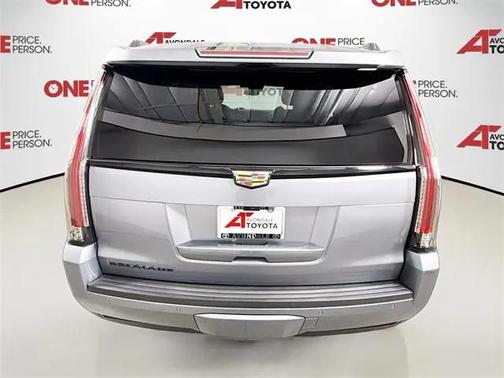 2019 Cadillac Escalade Luxury