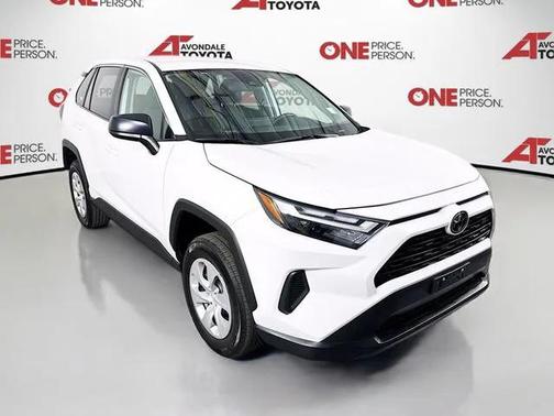 2025 Toyota RAV4 LE