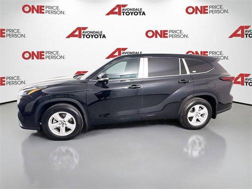 2024 Toyota Highlander LE
