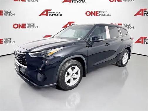 2024 Toyota Highlander LE