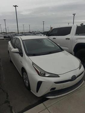 2019 Toyota Prius LE