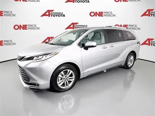 2021 Toyota Sienna Limited 7-Passenger