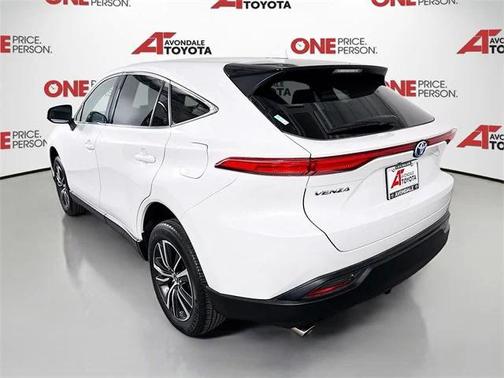 2023 Toyota Venza LE