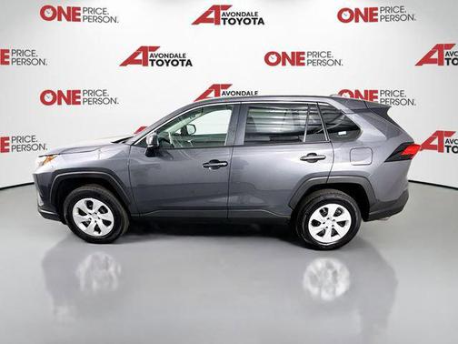 2025 Toyota RAV4 LE