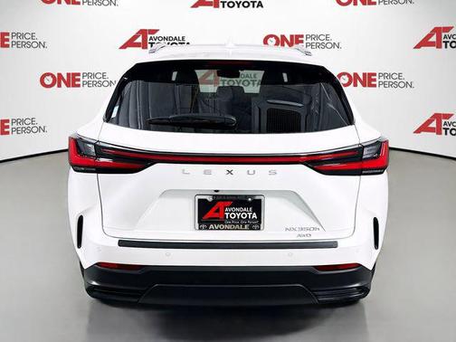 Eminent White Pearl 2025 Lexus NX 350h Luxury