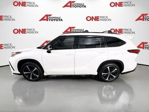 Blizzard Pearl 2021 Toyota Highlander XSE
