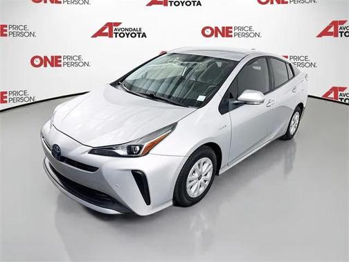 2021 Toyota Prius LE