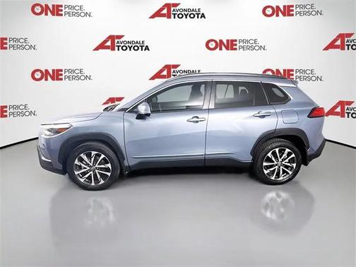 2024 Toyota Corolla Cross XLE