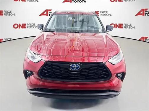 2024 Toyota Highlander Hybrid XLE