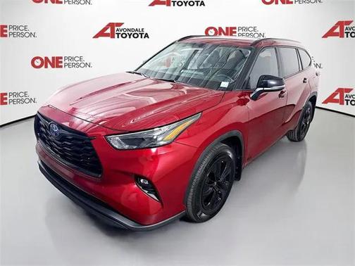 2024 Toyota Highlander Hybrid XLE
