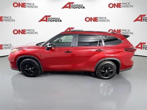 2024 Toyota Highlander Hybrid XLE