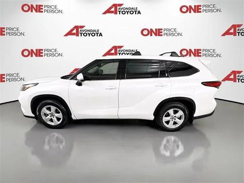 2022 Toyota Highlander LE