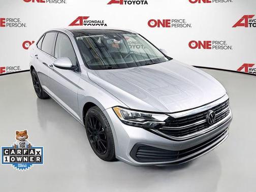 Pyrite Silver 2024 Volkswagen Jetta 1.5T SE