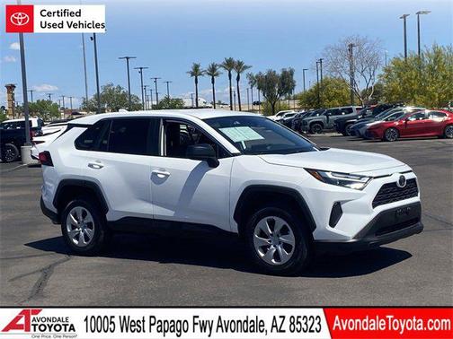 2024 Toyota RAV4 LE