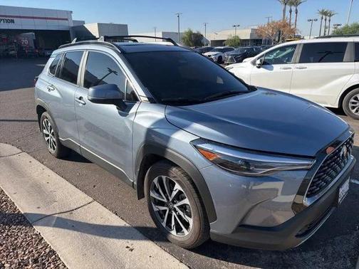 2024 Toyota Corolla Cross XLE