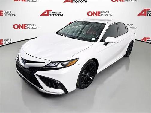 2024 Toyota Camry Hybrid SE