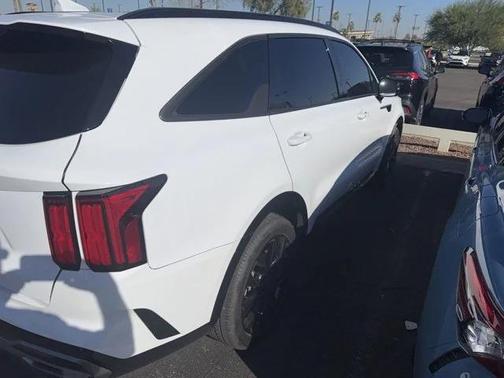 2022 Kia Sorento SX