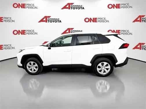 2025 Toyota RAV4 LE