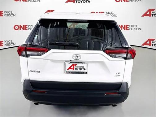 2025 Toyota RAV4 LE