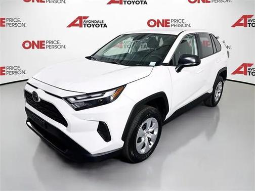 2025 Toyota RAV4 LE