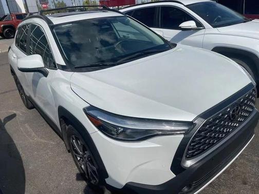 2024 Toyota Corolla Cross XLE