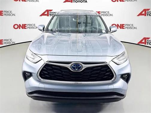 2022 Toyota Highlander Hybrid Limited