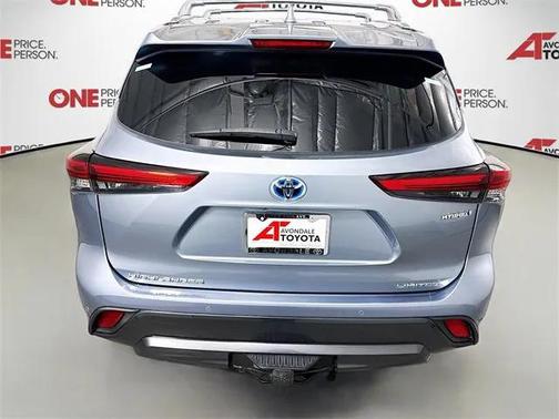 2022 Toyota Highlander Hybrid Limited