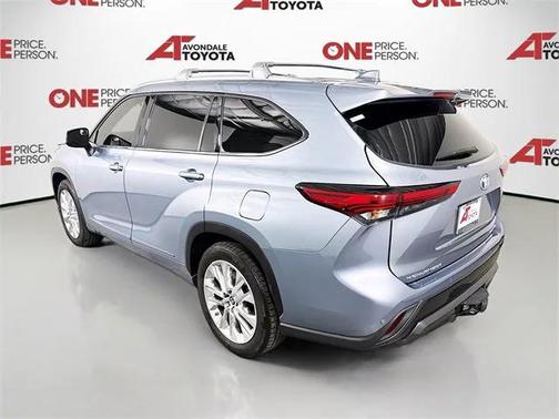 2022 Toyota Highlander Hybrid Limited