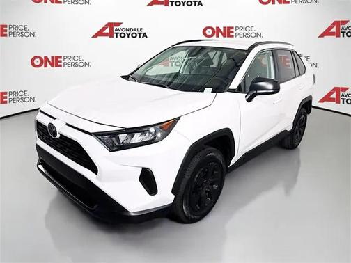2020 Toyota RAV4 LE
