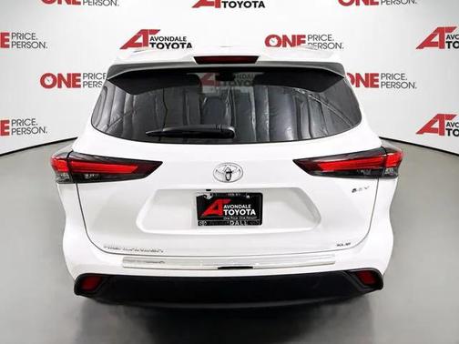 2025 Toyota Highlander Hybrid XLE