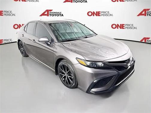 2024 Toyota Camry SE
