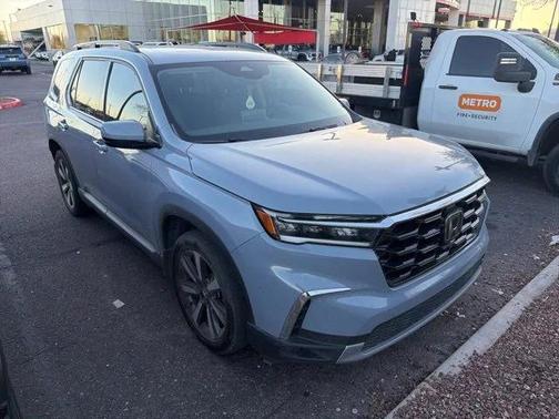 2024 Honda Pilot Touring 8-Passenger