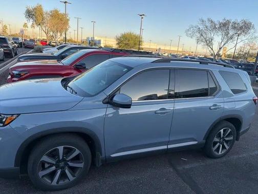 2024 Honda Pilot Touring 8-Passenger