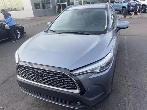 2022 Toyota Corolla Cross XLE