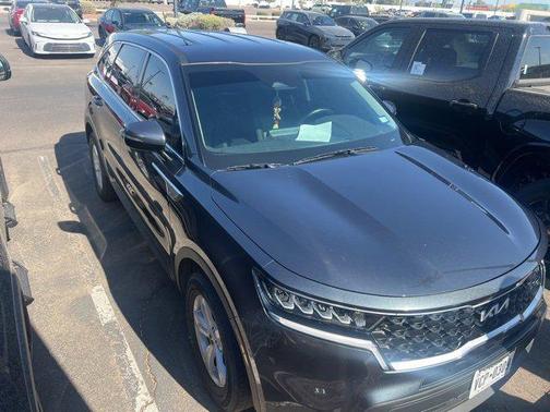 2023 Kia Sorento LX