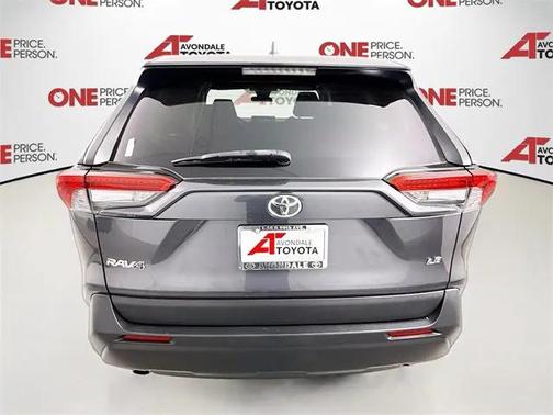 2022 Toyota RAV4 LE