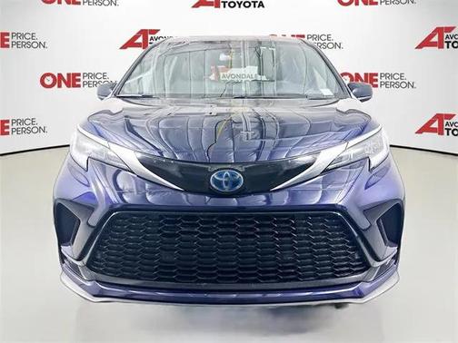 2021 Toyota Sienna XSE 7 Passenger