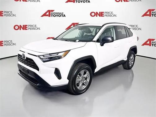 2025 Toyota RAV4 Hybrid LE