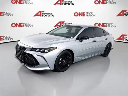 2022 Toyota Avalon Hybrid XSE