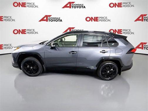 2025 Toyota RAV4 Hybrid SE