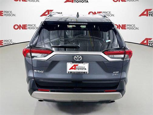 2025 Toyota RAV4 Hybrid SE