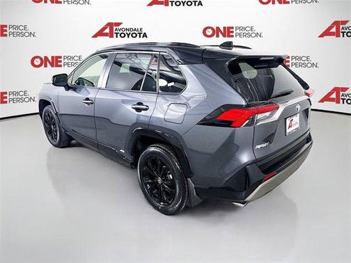 2025 Toyota RAV4 Hybrid SE