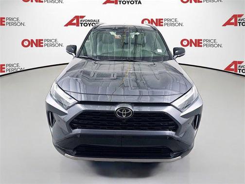 2025 Toyota RAV4 Hybrid SE