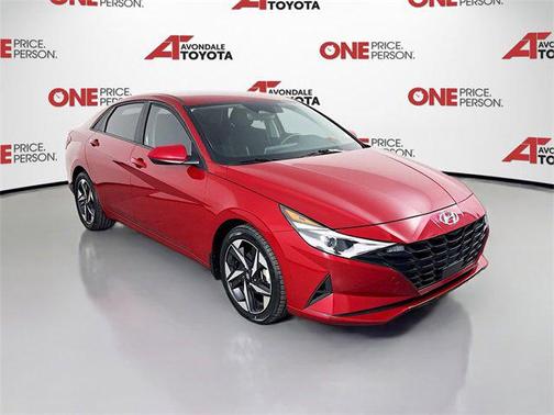2023 Hyundai ELANTRA SEL