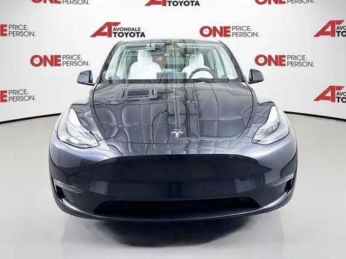 2024 Tesla Model Y Long Range Dual Motor All-Wheel Drive