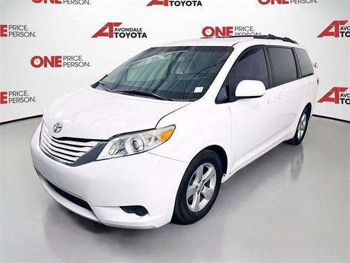 2015 Toyota Sienna 